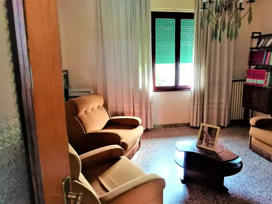 Immagine 2 di Appartamento in vendita  in Via CAVARZERE Via Piave, 00 a Cavarzere