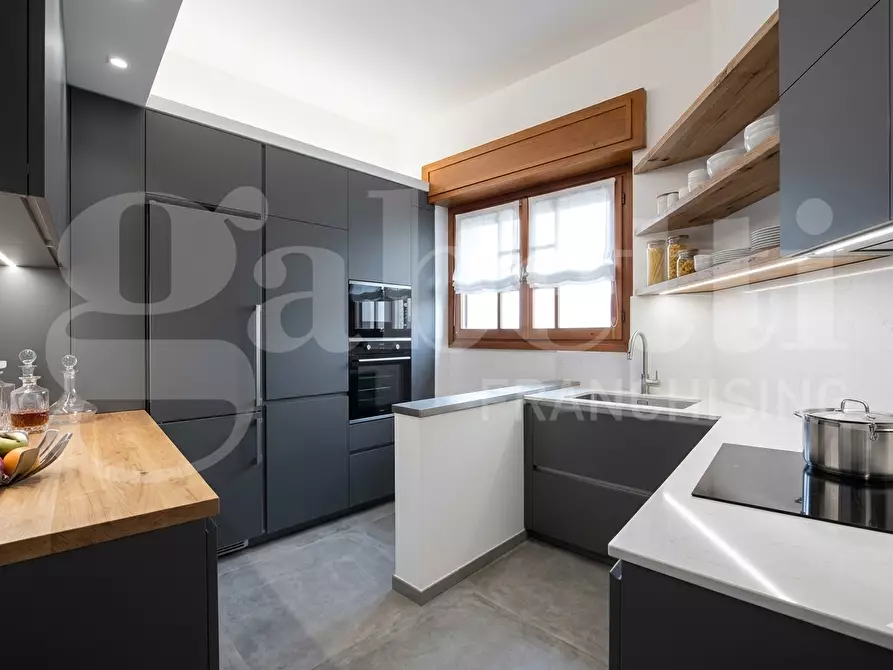 Immagine 13 di Villa in vendita  in Via Ca' Rossa, . a Venezia