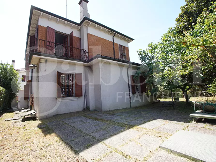 Immagine 9 di Villa in vendita  in Via Ca' Rossa, . a Venezia