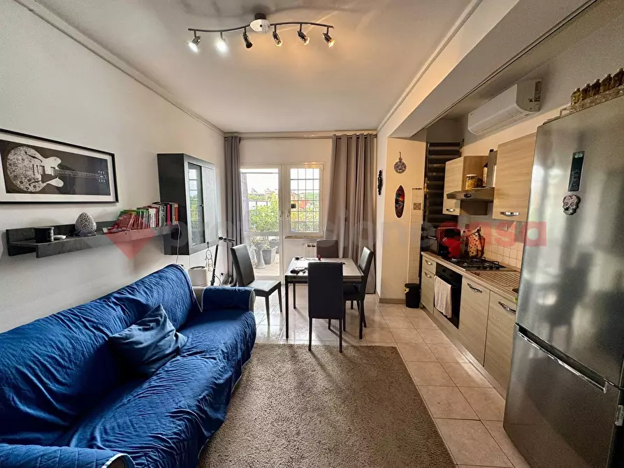 Immagine 3 di Appartamento in vendita  in Via Beverino, 42 a Roma
