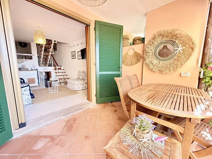 Immagine 23 di Appartamento in vendita  in Via della costa a Campo Nell'elba