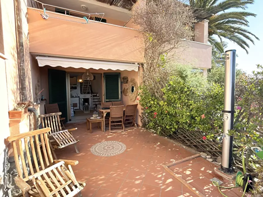 Immagine 6 di Appartamento in vendita  in Via della costa a Campo Nell'elba