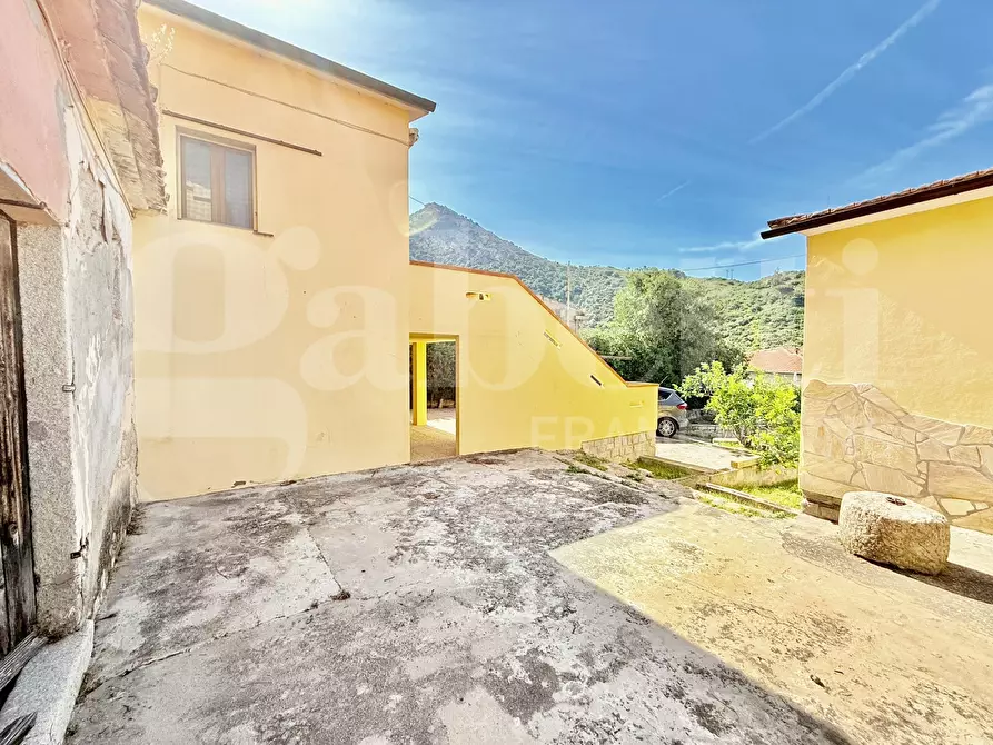 Immagine 27 di Appartamento in vendita  in Piazza santa lucia a Marciana