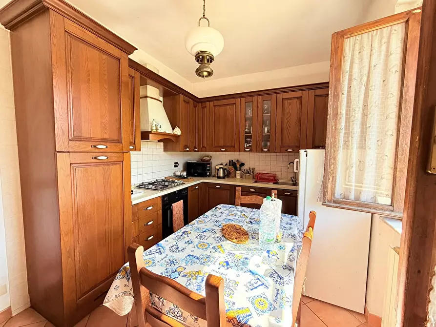 Immagine 3 di Appartamento in vendita  in Via campitelle a Portoferraio