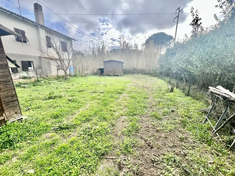 Immagine 12 di Appartamento in vendita  in Via PIETRI a Campo Nell'elba
