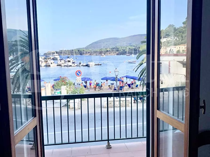 Immagine 2 di Appartamento in vendita  in Via LARGO ANDREANI a Porto Azzurro