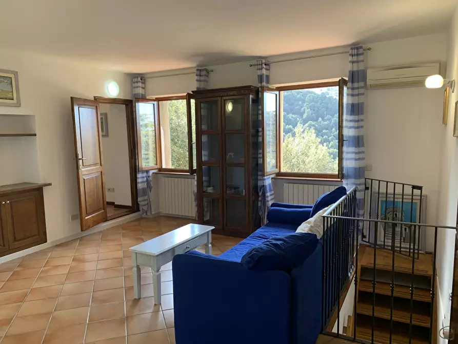Immagine 1 di Appartamento in vendita  in Via LEONI ULISSE a Marciana