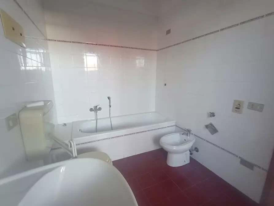 Immagine 20 di Appartamento in vendita  in Via Cavarzere - Via Bellini, 00 a Cavarzere