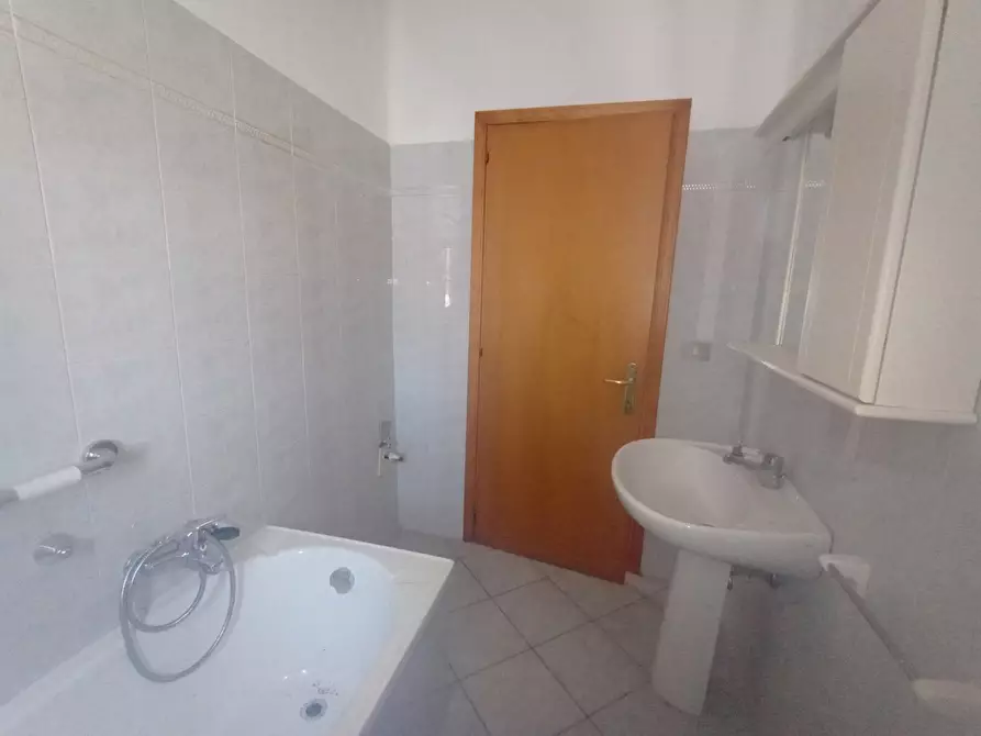 Immagine 10 di Appartamento in vendita  in Via Cavarzere - Via Bellini, 00 a Cavarzere