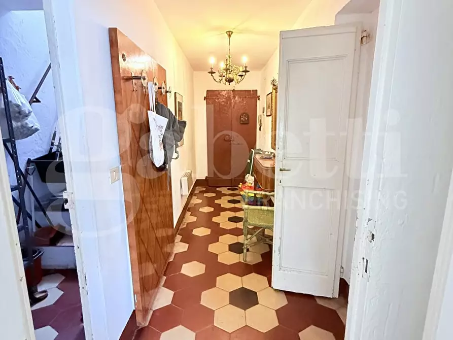 Immagine 4 di Appartamento in vendita  in Via PIETRO GORI a Portoferraio