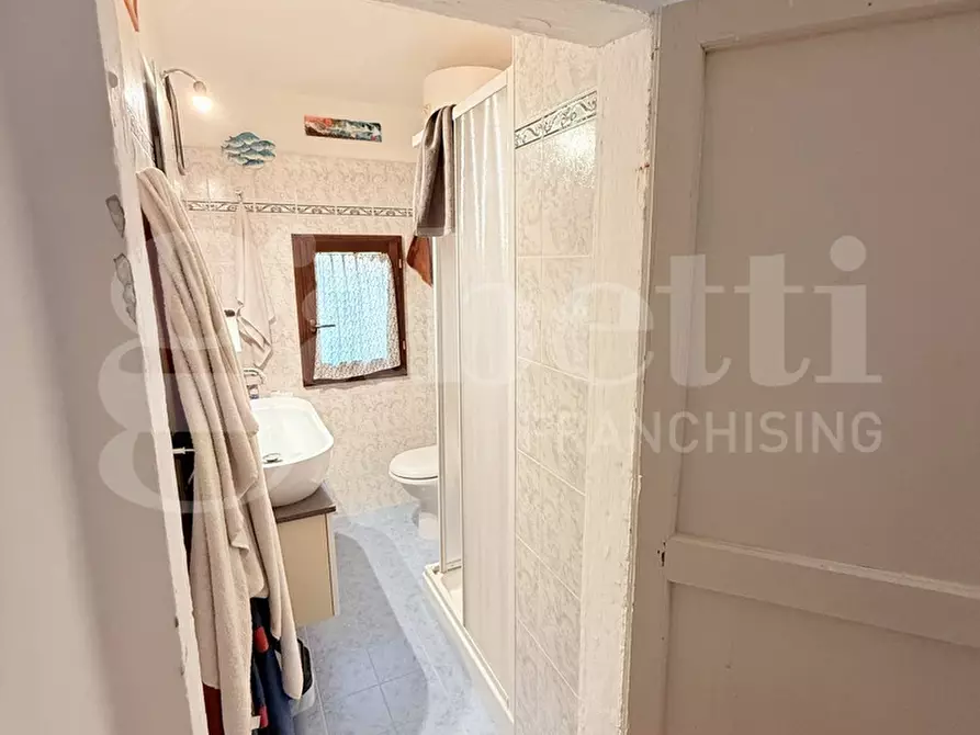 Immagine 13 di Appartamento in vendita  in Via PIETRO GORI a Portoferraio