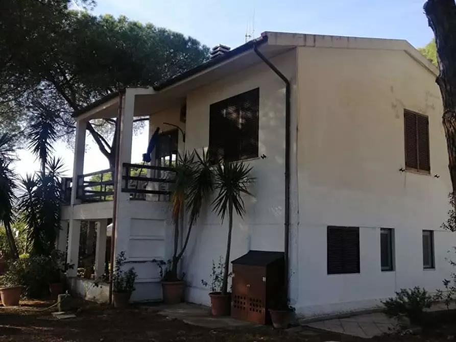 Immagine 1 di Villa in vendita  in Via DEL CANALE a Capoliveri