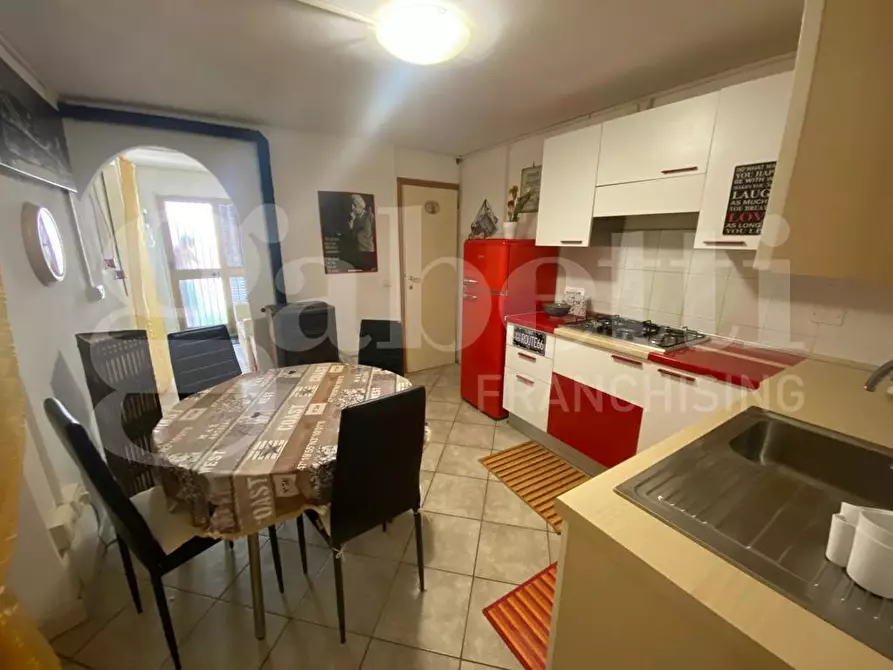 Immagine 1 di Appartamento in vendita  in Via ROMA a Capoliveri