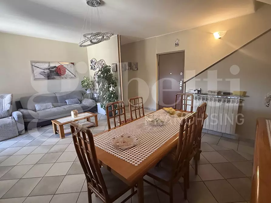 Immagine 22 di Appartamento in vendita  in Via Como, snc a Erba