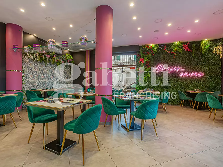 Immagine 2 di Bar / Ristorante in vendita  in Via Padre Sossio del Prete, 13 a Frattamaggiore