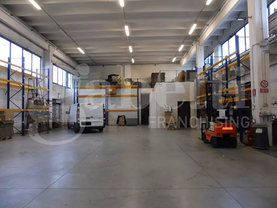 Immagine 10 di Capannone industriale in affitto  in Via olmi, 28 a Schiavon