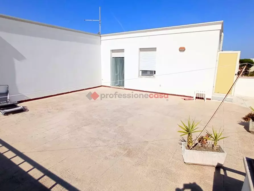 Immagine 10 di Appartamento in vendita  in Viale del Sole, 68 a Lesina