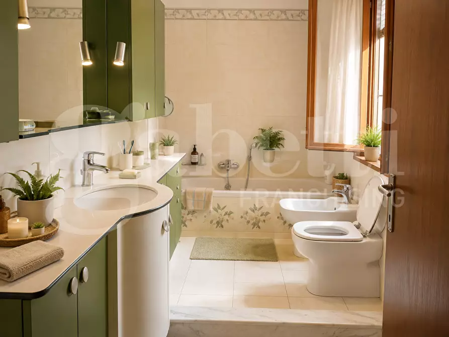 Immagine 9 di Appartamento in vendita  in Via SOTTOMARINA- VIALE TIRRENO, 00 a Chioggia