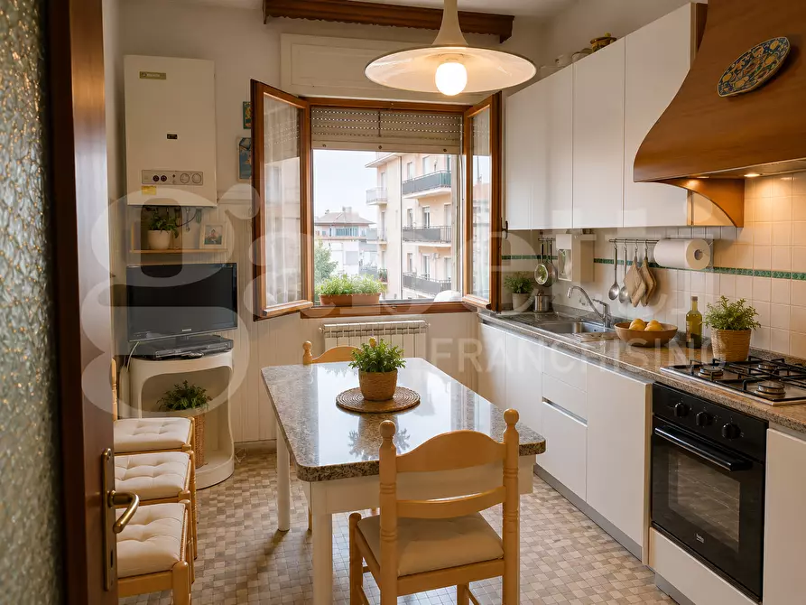 Immagine 4 di Appartamento in vendita  in Via SOTTOMARINA- VIALE TIRRENO, 00 a Chioggia