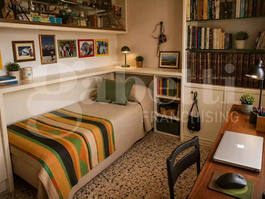 Immagine 7 di Appartamento in vendita  in Via SOTTOMARINA- VIALE TIRRENO, 00 a Chioggia