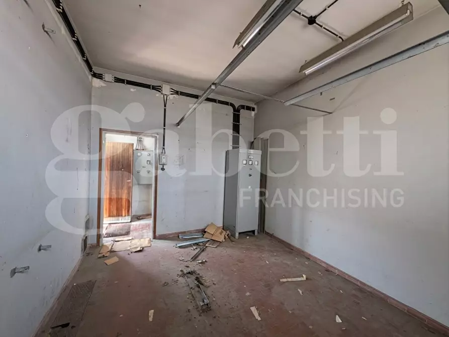 Immagine 3 di Magazzino in vendita  in Via PETTORAZZA GRIMANI - Via Roma, 00 a Pettorazza Grimani