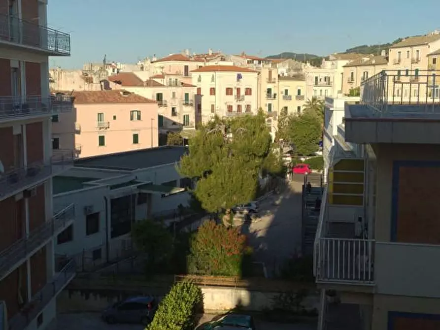 Immagine 1 di Appartamento in vendita  in Via VITO VITTORIO LENOCI a Rodi Garganico