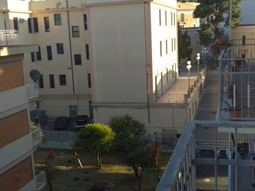 Immagine 2 di Appartamento in vendita  in Via VITO VITTORIO LENOCI a Rodi Garganico