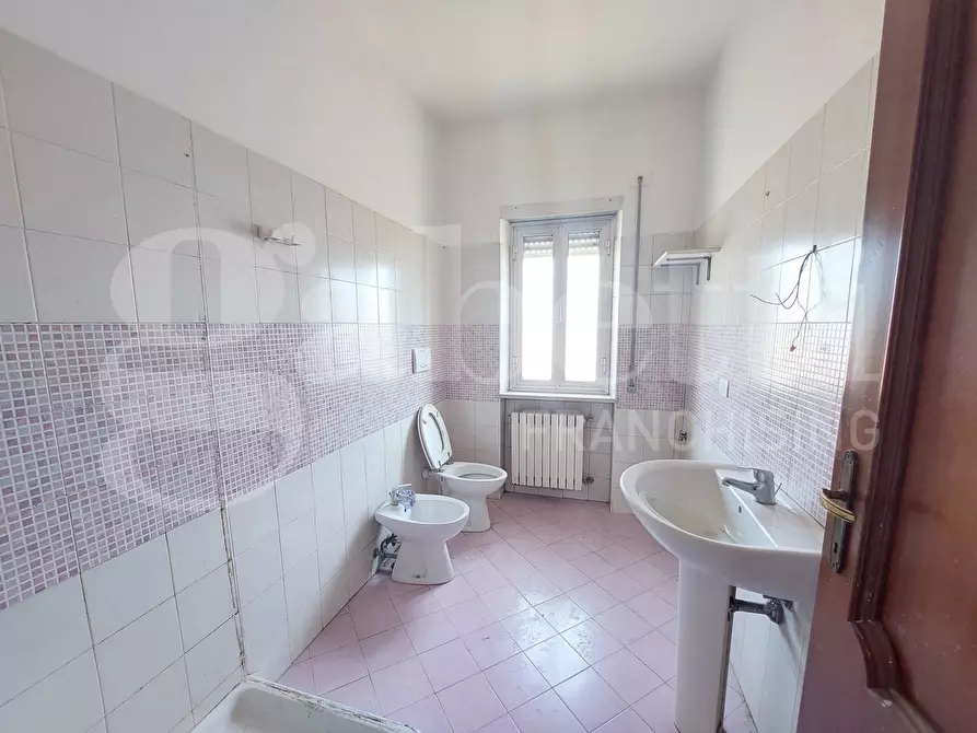 Immagine 19 di Appartamento in vendita  in Viale della Vittoria, 58 a Alba Adriatica