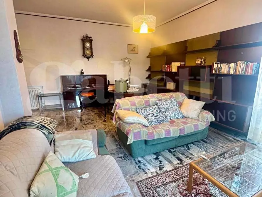 Immagine 3 di Appartamento in vendita  in Via Francesco Mercadante a Bologna