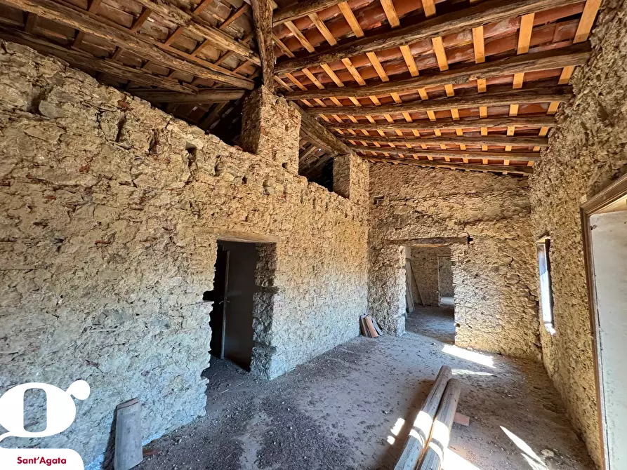 Immagine 3 di Villa in vendita  in Via UMBERTO I, SNC a Militello Rosmarino