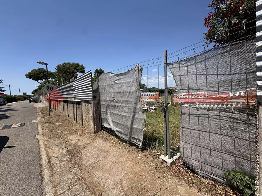 Immagine 10 di Terreno residenziale in vendita  in Via DEI CAPRIOLI, 7 a San Felice Circeo