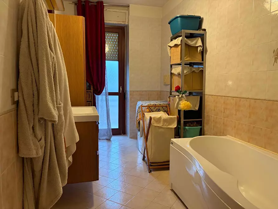 Immagine 4 di Appartamento in vendita  in Via MARIO CARLI a San Severo
