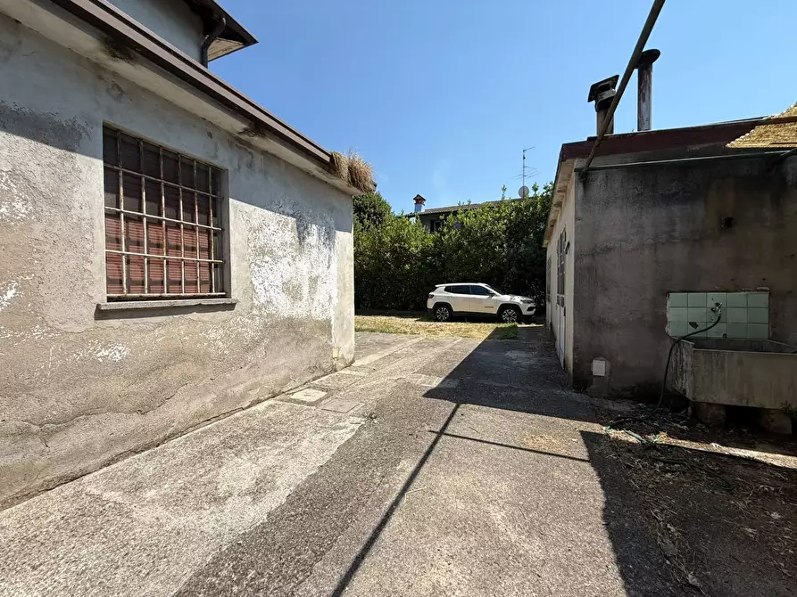 Immagine 4 di Casa indipendente in vendita  in Viale cesare battisti, 126 a Rovato