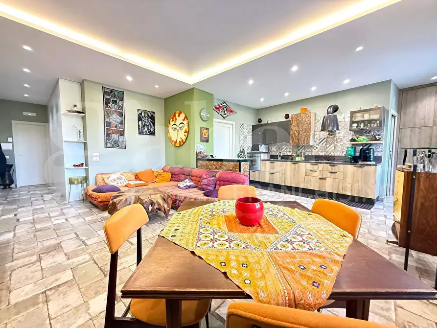 Immagine 6 di Appartamento in vendita  in Via ponti rossi a Napoli