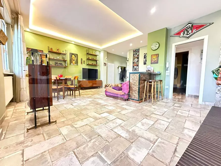 Immagine 1 di Appartamento in vendita  in Via ponti rossi a Napoli