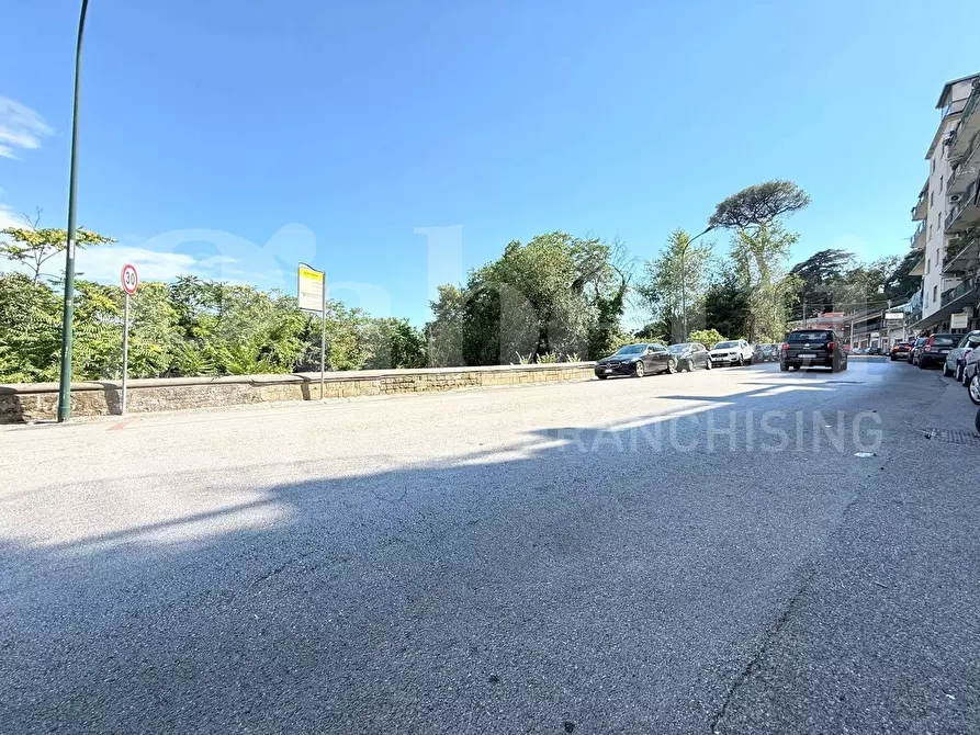 Immagine 30 di Appartamento in vendita  in Via ponti rossi a Napoli