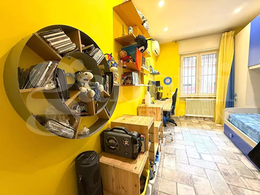 Immagine 18 di Appartamento in vendita  in Via ponti rossi a Napoli