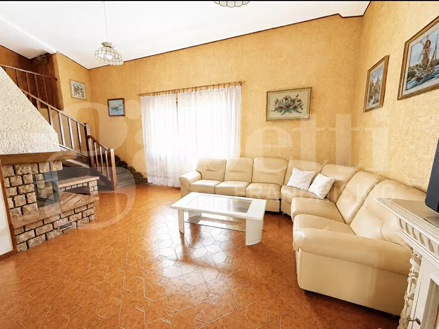 Immagine 11 di Villa in vendita  in Via RENATO FUCINI a Campo Nell'elba