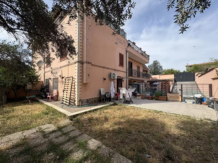 Immagine 2 di Appartamento in vendita  in Via CARLO ALBIZZATI, 509 a Roma
