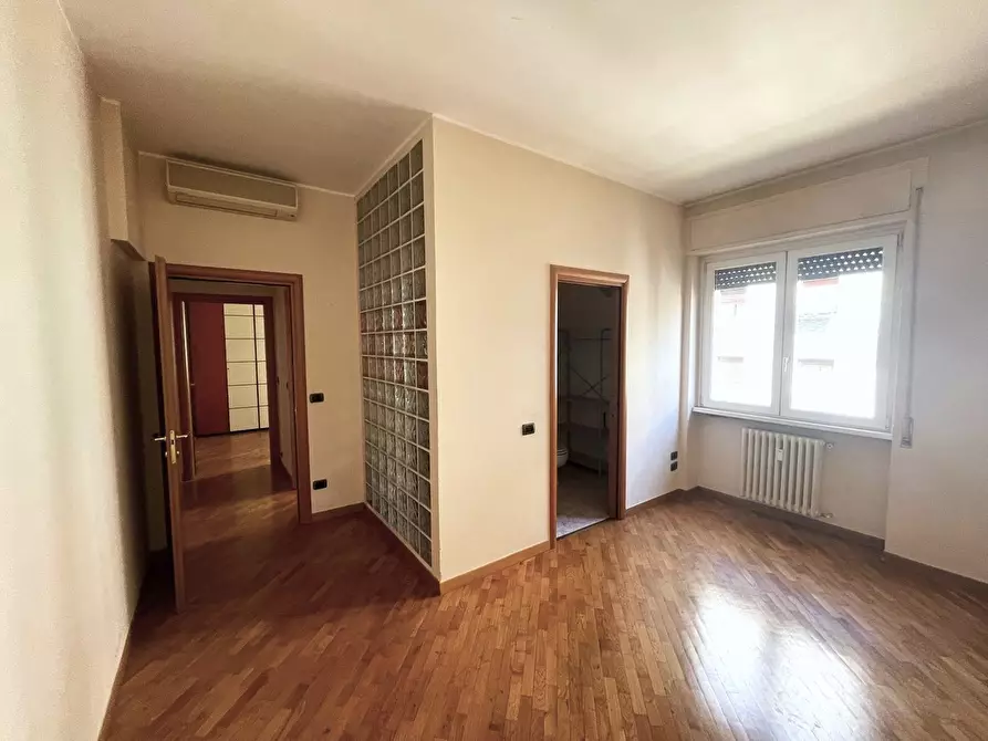 Immagine 25 di Appartamento in vendita  in Via Cairoli, 2 a Legnano