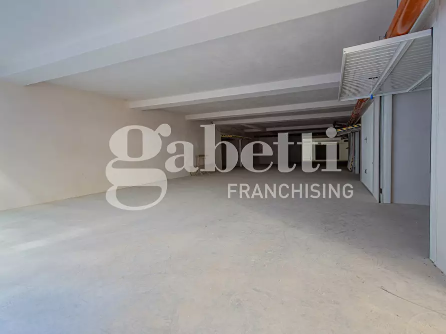 Immagine 15 di Appartamento in vendita  in Via Biancardi a Frattamaggiore