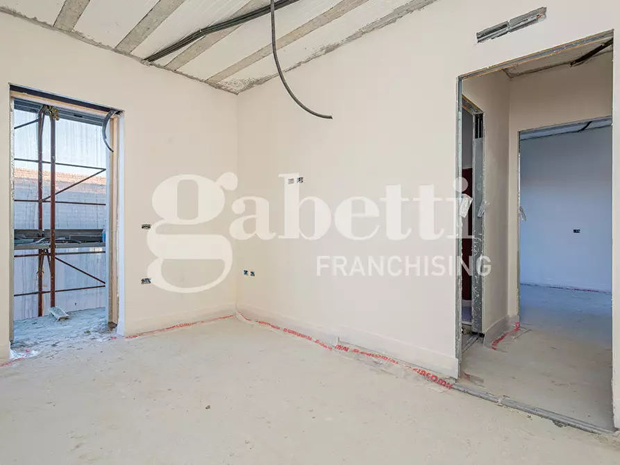 Immagine 10 di Appartamento in vendita  in Via Biancardi a Frattamaggiore