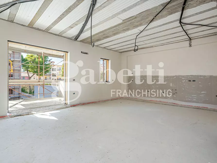Immagine 3 di Appartamento in vendita  in Via Biancardi a Frattamaggiore