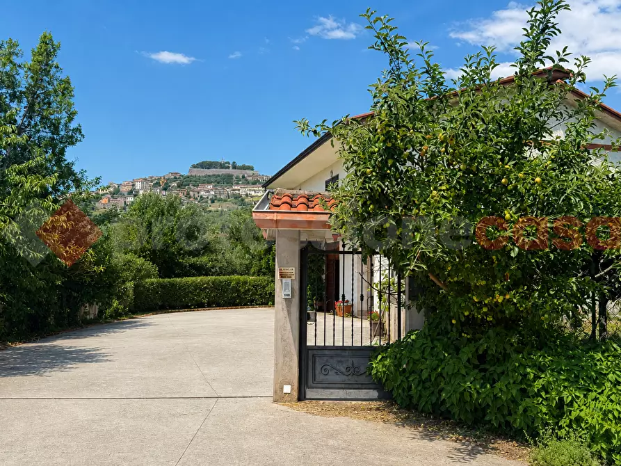 Immagine 1 di Casa indipendente in vendita  in Via Valle, 39 a Alatri