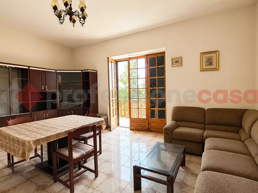 Immagine 3 di Casa indipendente in vendita  in Via Valle, 39 a Alatri