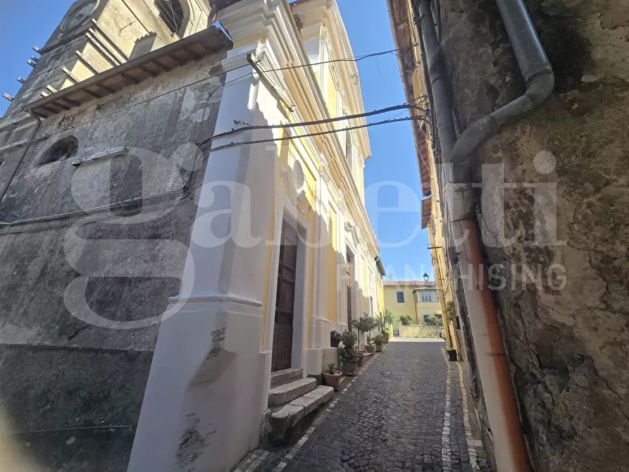 Immagine 24 di Appartamento in vendita  in Via Don Francesco Raimondi, 20 a Montelanico