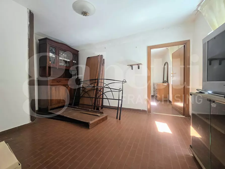 Immagine 11 di Appartamento in vendita  in Via Don Francesco Raimondi, 20 a Montelanico