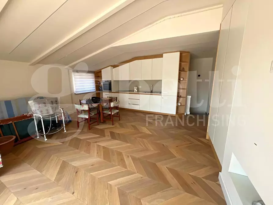 Immagine 19 di Palazzo in vendita  in Via madonna dell'arco a Sant'anastasia