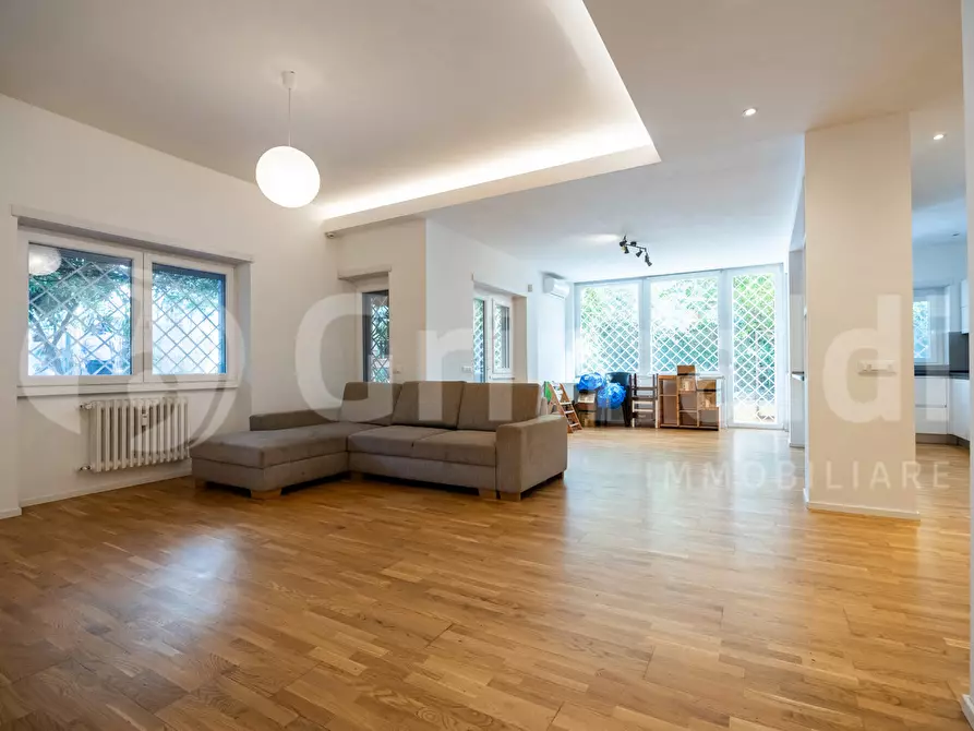 Immagine 2 di Appartamento in vendita  in Via Luigi Ziliotto, 20 a Roma