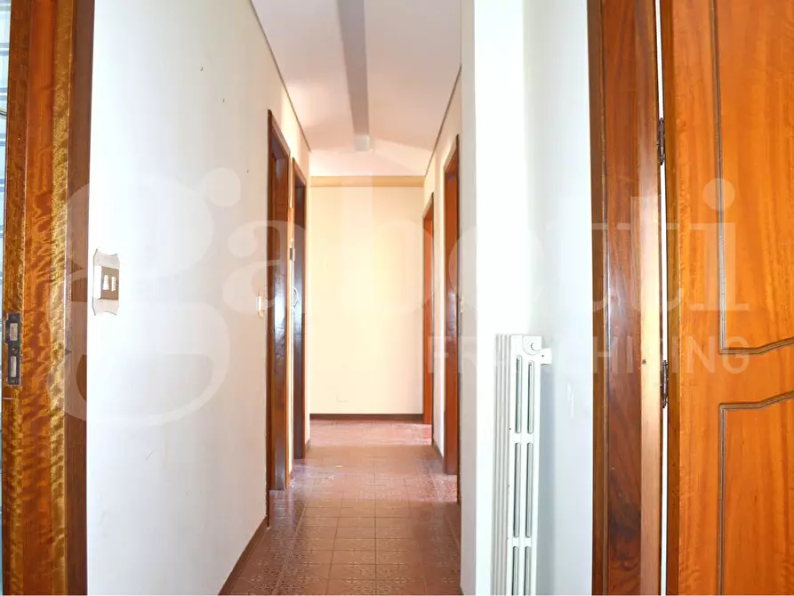 Immagine 8 di Appartamento in vendita  in Via Francesco Cilea, 75 a Ragusa